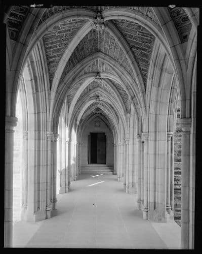 Is college still worth it in 2021?