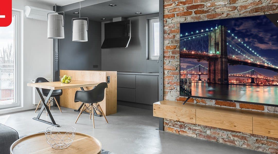 TCL 4 K tv with roku in livingroom