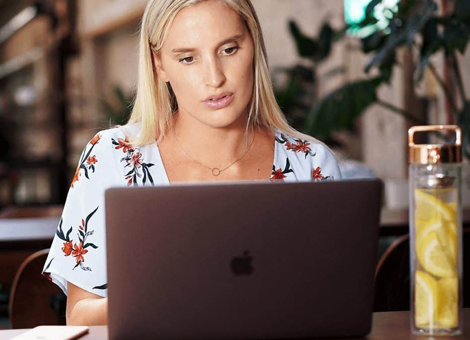 E-Commerce startup process.