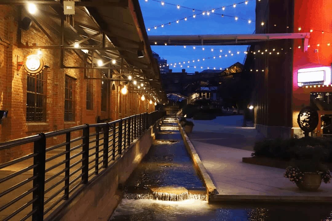 bullcityphotography It's a sweaty but beautiful night at American Tobacco! #durm