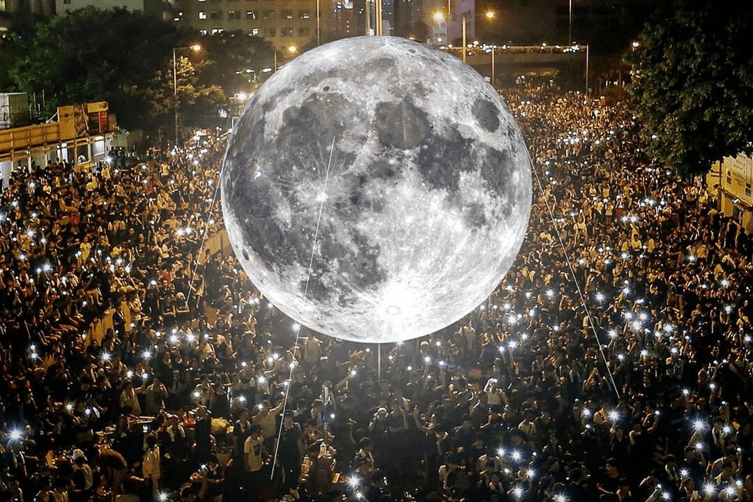 bestofthebull The Moon is coming to Durham! 🌕 Bull Moon Rising is a free, once-in-a-lifetime four-day community event that kicks off on Halloween and runs through November 3. Open 24 hours a day, the breathtaking exhibit will be suspended over CCB Plaza, atop the watchful eye of Major the Bull, providing the closest look at the moon our city has ever seen. 😮 Museum of the Moon will be home to numerous free events and performances for everyone to enjoy. The lineup includes a reading of “Goodnight Moon” by Mayor Steve Schewel, Paperhand Puppets Halloween-themed performance, a Bull Moon Ball at Unscripted Hotel, and a lot more.