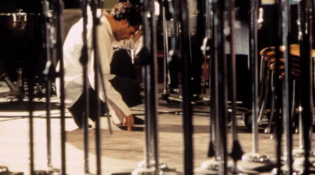 32 Short Films about Glenn Gould