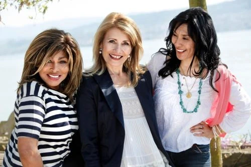 Now Tina Turner, RIP, Chanting her way to Peace!