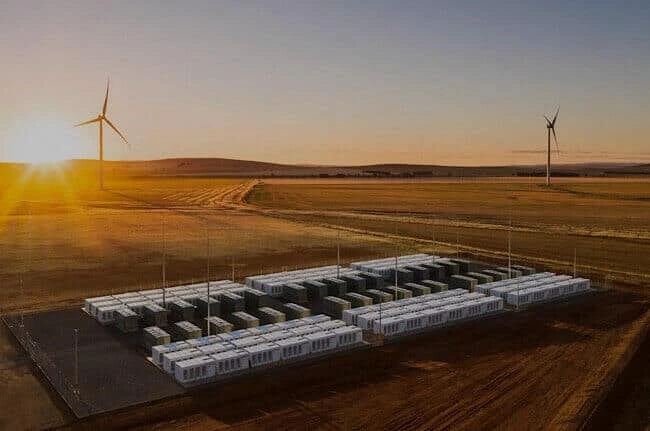 solar-hornsedale-tesla-powerpack