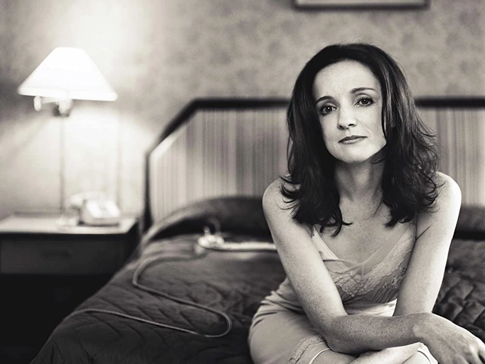 Patty-Griffin-on bed B&W image