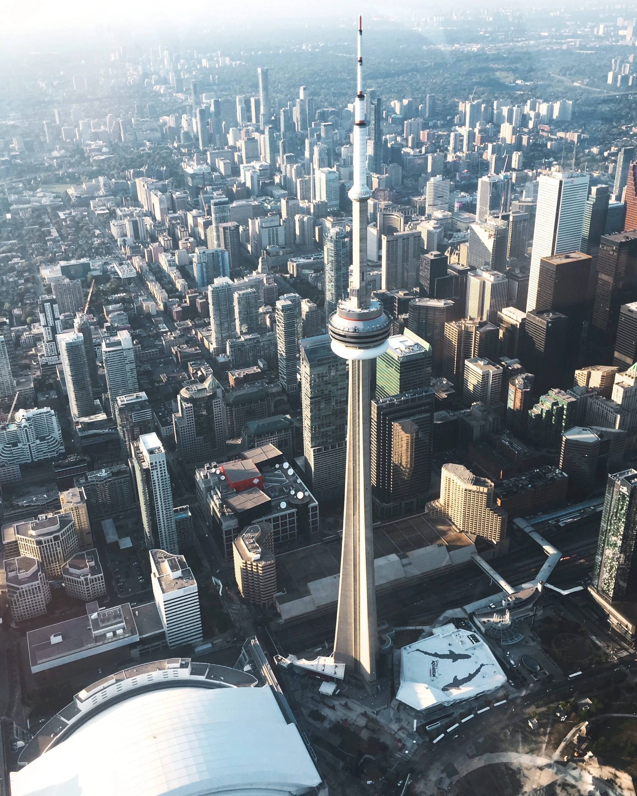 francesca-saraco-Aerial shot of Toronto City scape including CN tower-unsplash francesca-saraco-Aerial shot of Toronto City scape including CN tower-unsplash