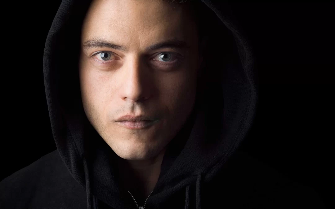 Rami Malek closeup as Elliot alderson