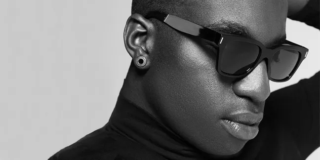 Petite Noir Head Shot with sunglasses