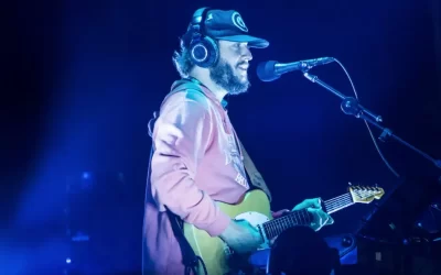 Linger with Bon Iver for now