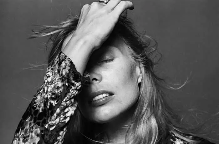 Now, Joni Mitchell’s jazz Hisses over summer lawns for you