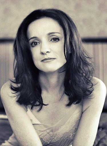 Patty Griffin image from Living with Ghosts 