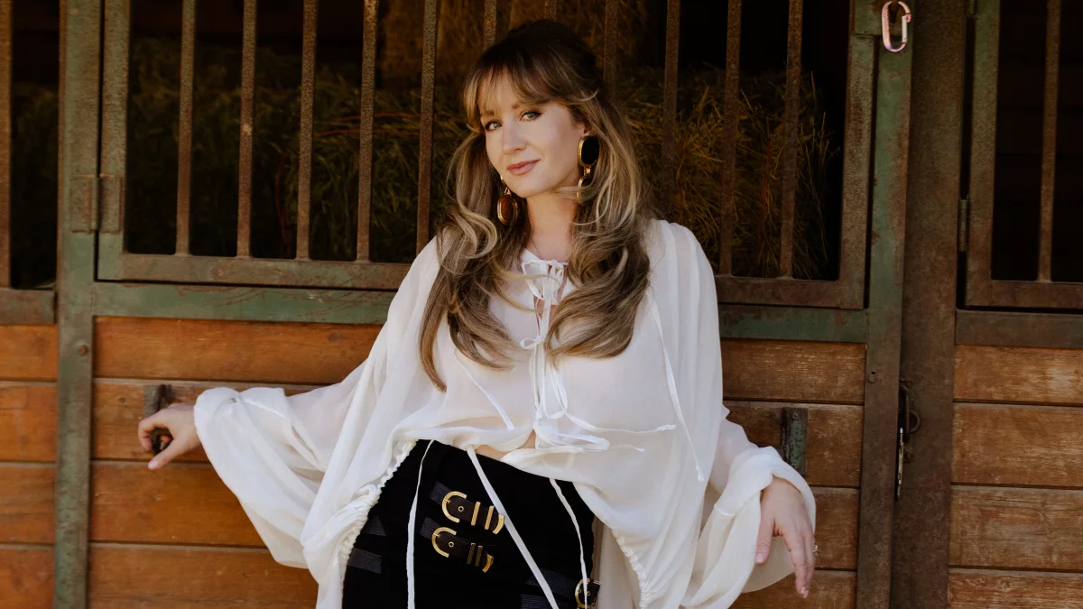 Margo Price's new album, Hard Headed Woman, was inspired by Rodney Crowell and Emmylou Harris.

Yana Yatsuk/Loma Vista