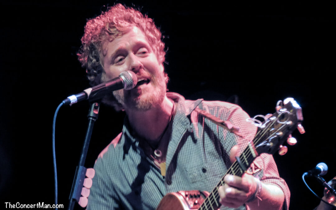 Image by Matthew Straubmuller. Glen Hansard 9:30 Club Glen Hansard at the 9:30 Club on 9/19/12. Uploaded on September 21, 2012 Taken on September 19, 2012. Attribution 2.0 Generic CC BY 2.0 Deed