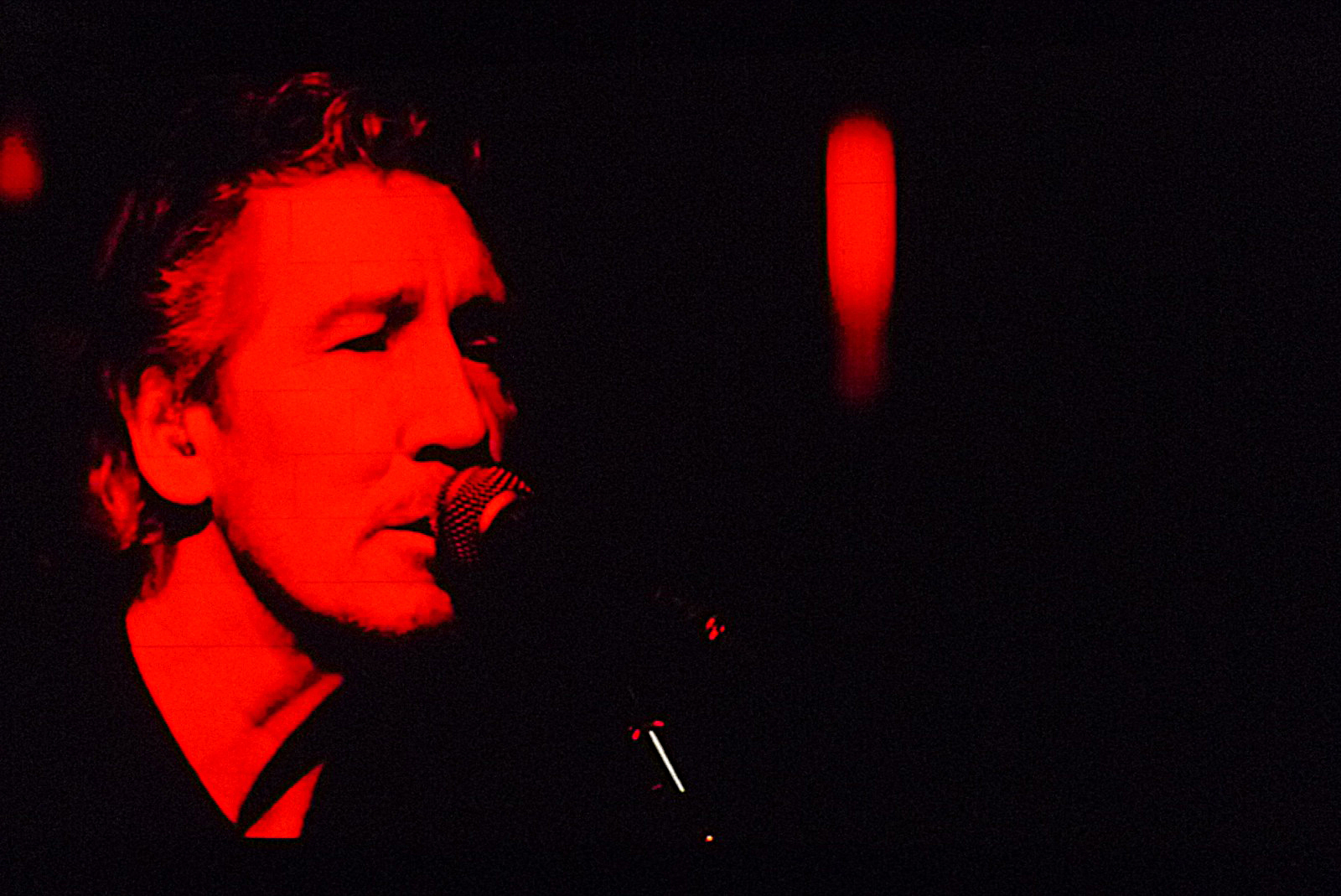 Mother. Image by ose Francisco Del Valle Mojica Roger Waters Live @ Mexico City, April 27th, 2012. Uploaded on May 2, 2012 Taken on May 29, 2011. Attribution 2.0 Generic CC BY 2.0 Legal Code. https://www.flickr.com/photos/pacomexico/
