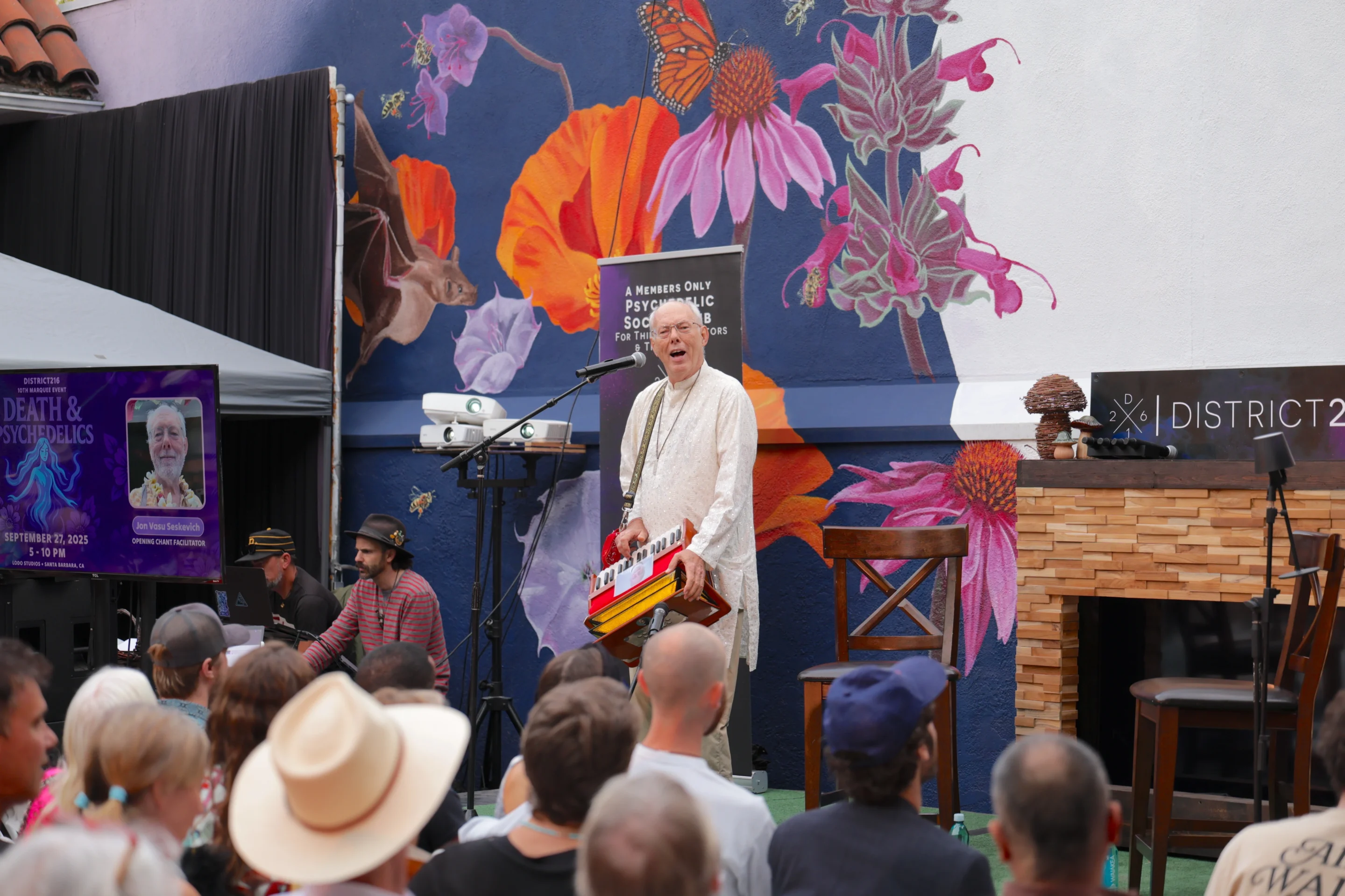 Jon Vasu Seskevich perfomring Kirtan at Death and Psychedelics Jon Vasu Seskevich perfomring Kirtan at Death and Psychedelics
