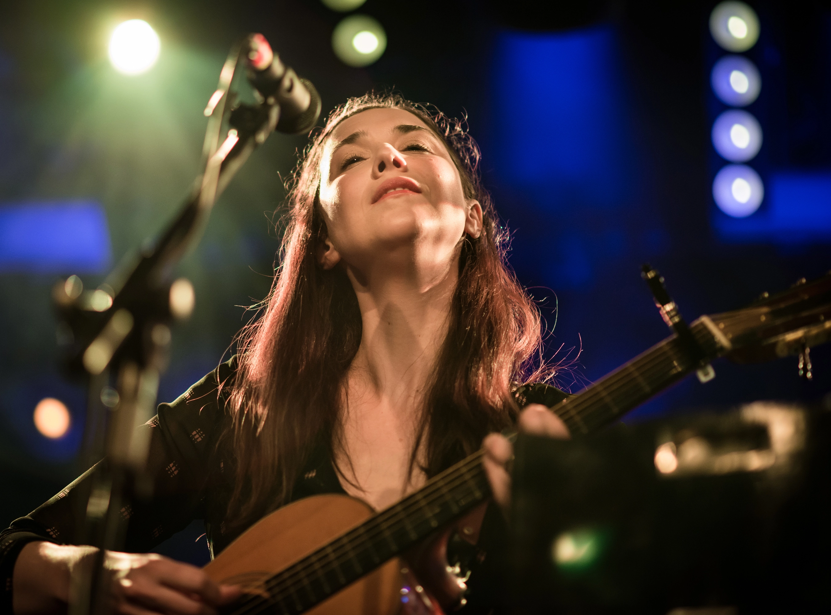 Lisa Hannigan 02_15_2017 #4 Lisa Hannigan performing live at the Teragram Ballroom in downtown Los Angeles, California, on Wednesday, February 15, 2017. 1,203 views 2 faves 0 comments Uploaded on March 12, 2017 Taken on February 15, 2017 by Justin Higuchi Attribution 2.0 Generic CC BY 2.0 Deed
