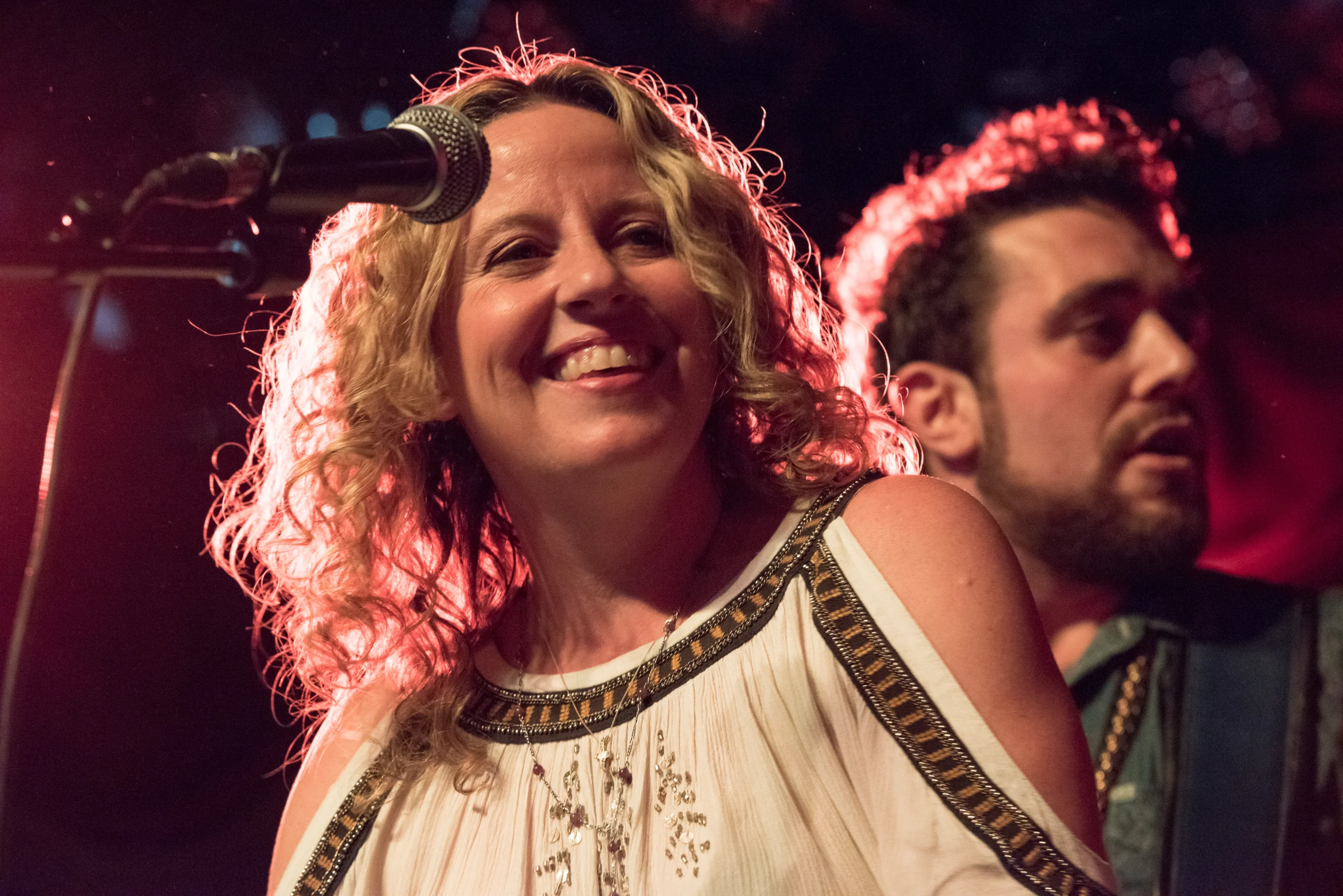 Music - London Souls - Brooklyn Bowl - Amy Helm August 8, 2015webp Music - London Souls - Brooklyn Bowl - Amy Helm August 8, 2015 Brooklyn, NY Guest vocalist Amy Helm. Image by Steven Pisano. Uploaded on August 18, 2015 Taken on August 8, 2015. Attribution 2.0 Generic CC BY 2.0 Deed